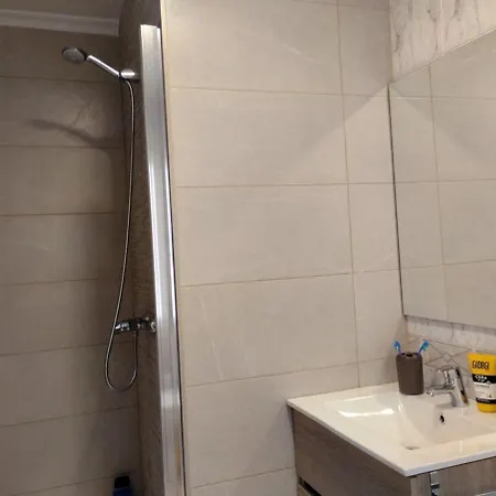 Apartment De 4 Hab-et5