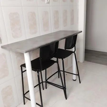 Apartment De 5 Hab-et5 *