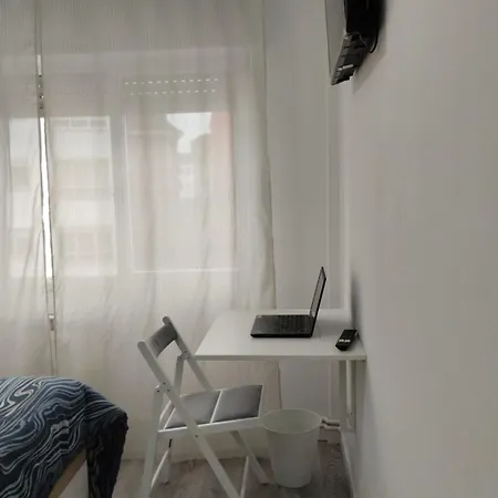 De 4 Hab-et5 * Oviédo